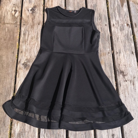 Dex LBD flare with mesh accents - Picture 1 of 10
